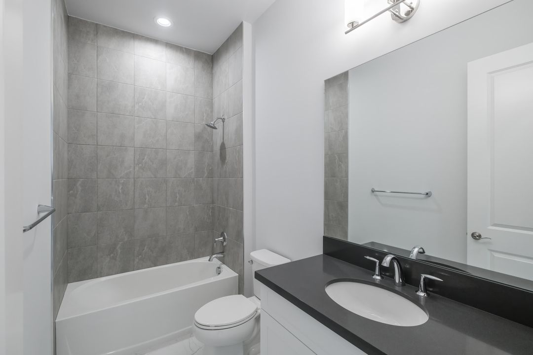 For Rent: $5,300 (4 beds, 3 baths, 2640 Square Feet)