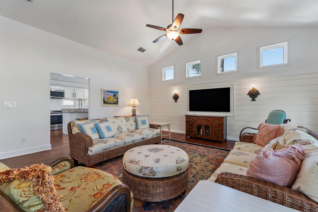 В аренду: $13,000 (4 спален, 3 ванн, 3175 Квадратных фут)