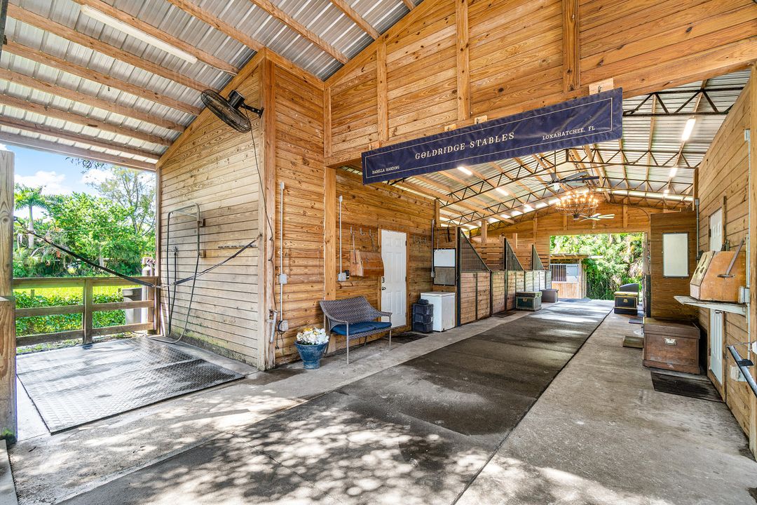 For Rent: $10,000 (1 beds, 1 baths, 1782 Square Feet)