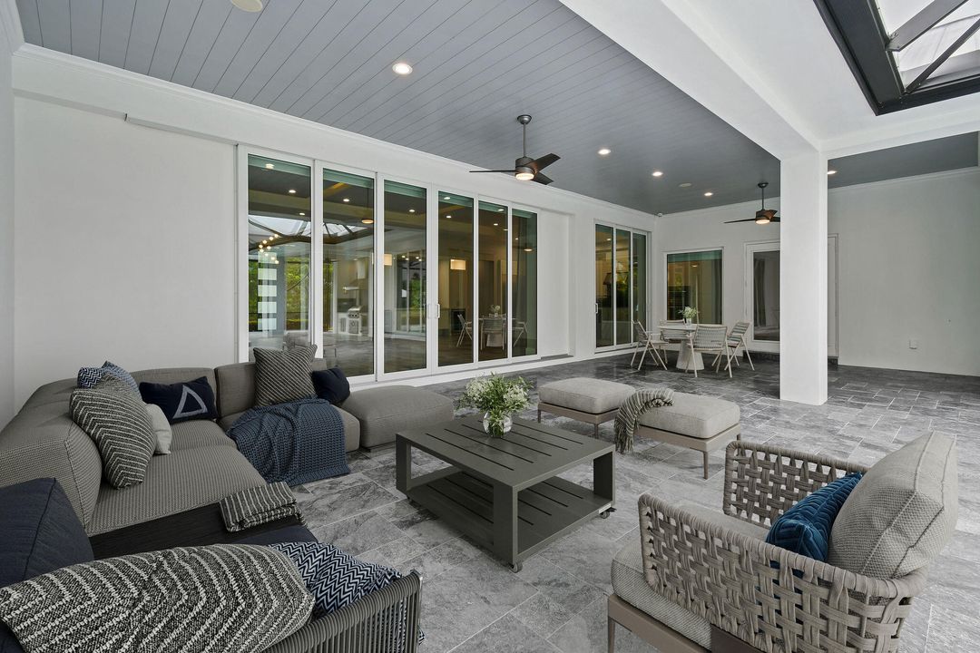 Active With Contract: $4,995,000 (4 beds, 4 baths, 5872 Square Feet)