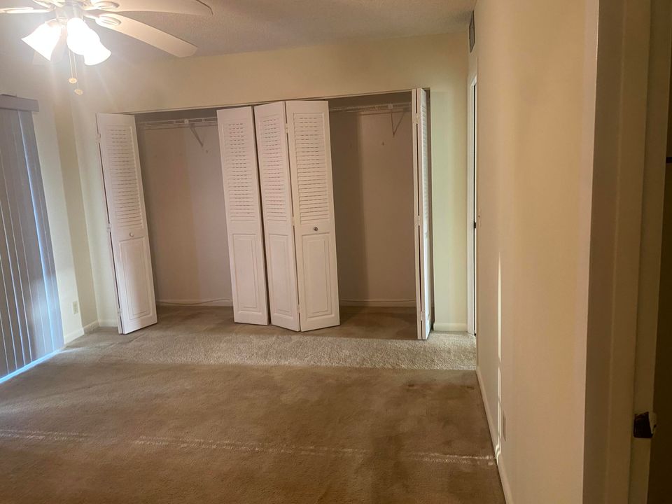 待售: $70,000 (1 贝兹, 1 浴室, 720 平方英尺)