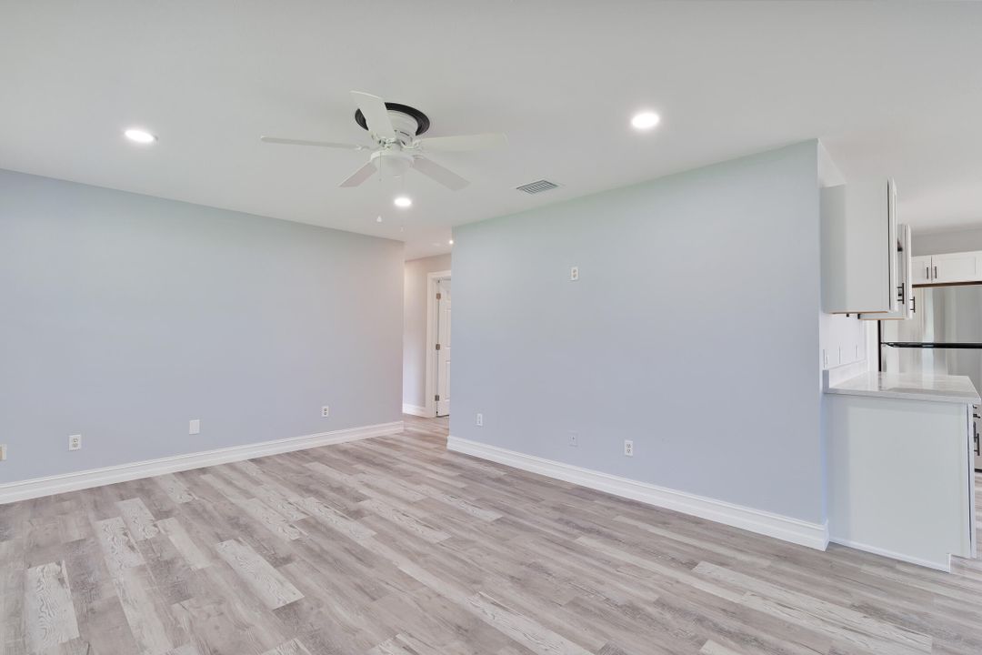 Active With Contract: $364,500 (3 beds, 2 baths, 1404 Square Feet)