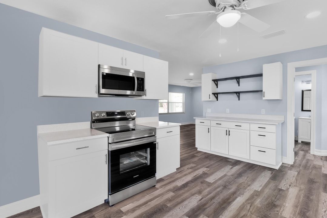 Active With Contract: $364,500 (3 beds, 2 baths, 1404 Square Feet)