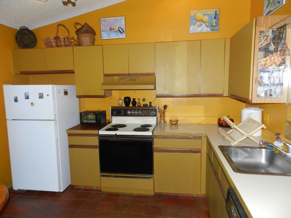 En Venta: $199,000 (2 camas, 2 baños, 1298 Pies cuadrados)