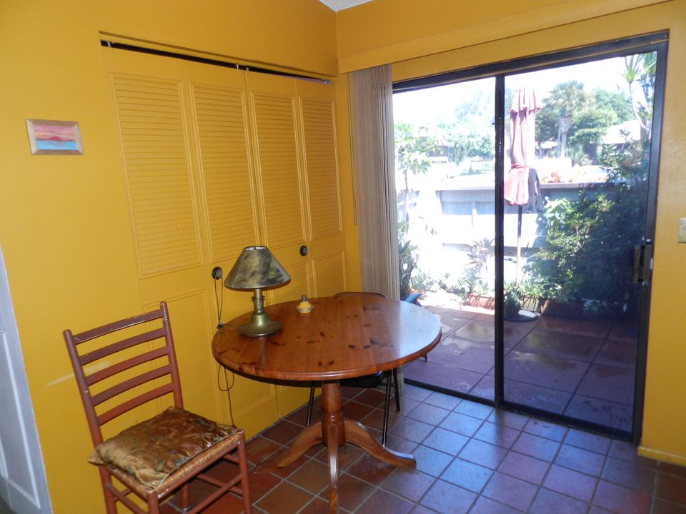 En Venta: $199,000 (2 camas, 2 baños, 1298 Pies cuadrados)