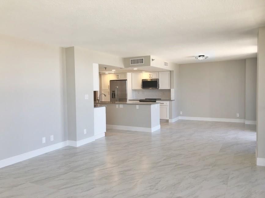 For Sale: $899,000 (2 beds, 2 baths, 1715 Square Feet)