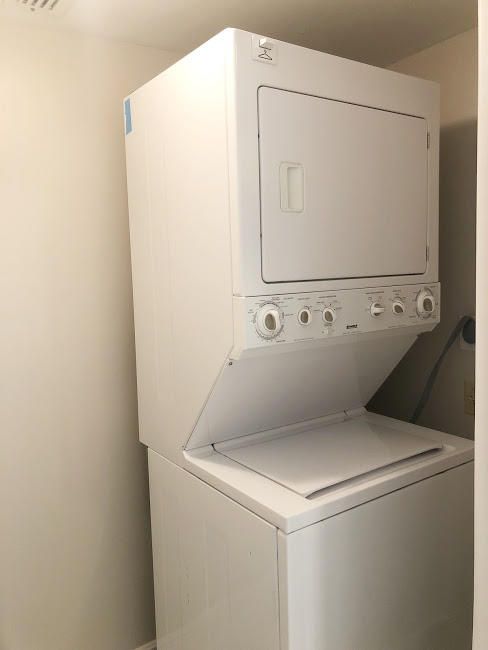 For Sale: $899,000 (2 beds, 2 baths, 1715 Square Feet)