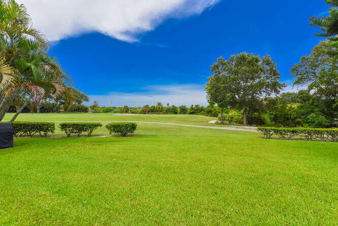 Activo con contrato: $389,000 (2 camas, 2 baños, 1396 Pies cuadrados)