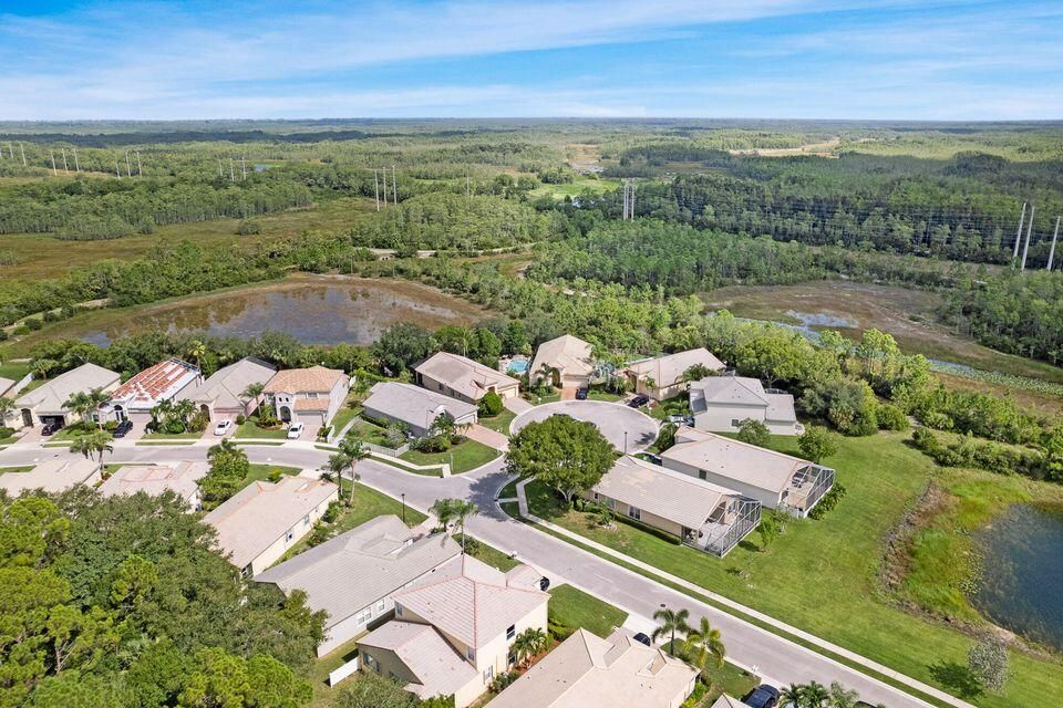 For Rent: $4,000 (3 beds, 2 baths, 2023 Square Feet)