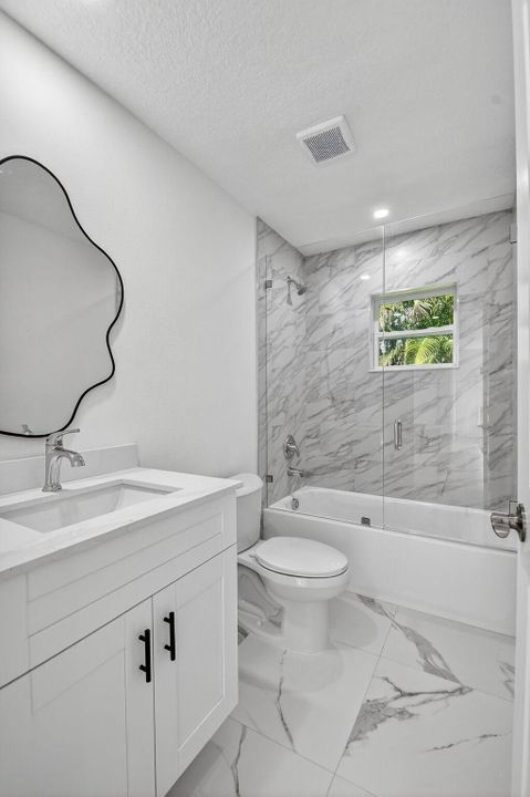 Activo con contrato: $520,000 (3 camas, 2 baños, 1432 Pies cuadrados)