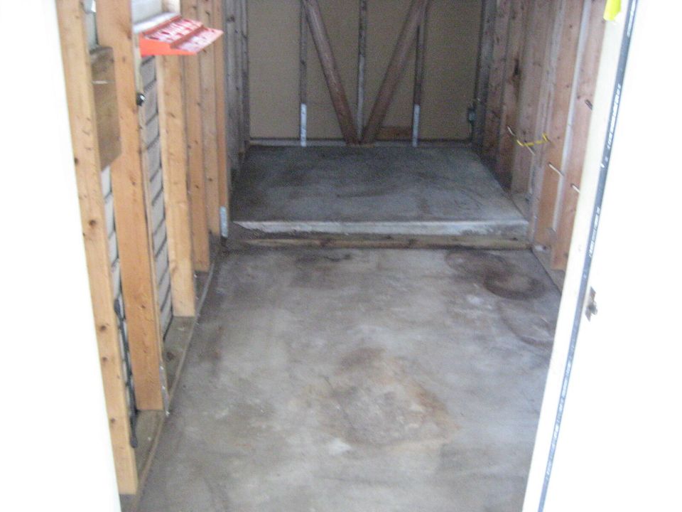 For Sale: $100,000 (2 beds, 2 baths, 1515 Square Feet)