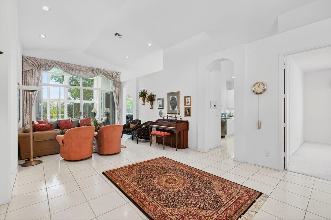 Active With Contract: $699,000 (3 beds, 2 baths, 2277 Square Feet)