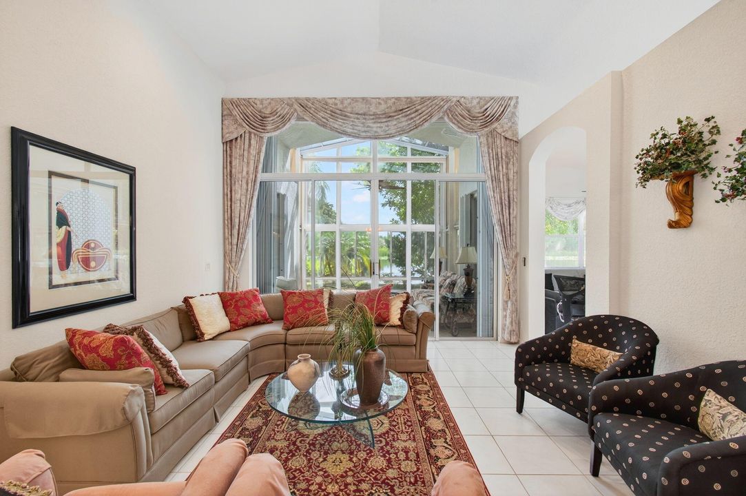 Active With Contract: $699,000 (3 beds, 2 baths, 2277 Square Feet)