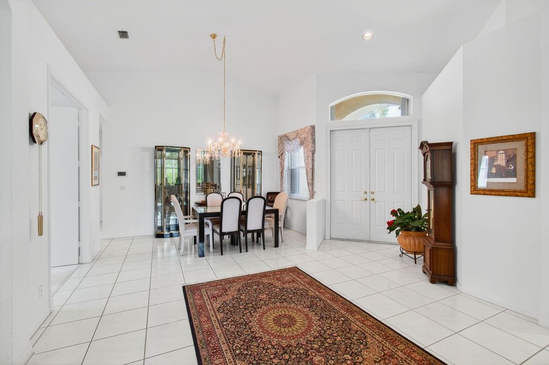 Active With Contract: $699,000 (3 beds, 2 baths, 2277 Square Feet)