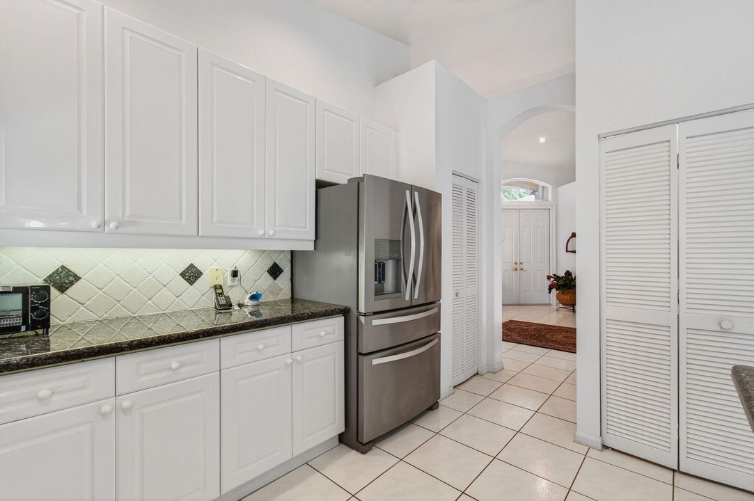 Active With Contract: $699,000 (3 beds, 2 baths, 2277 Square Feet)