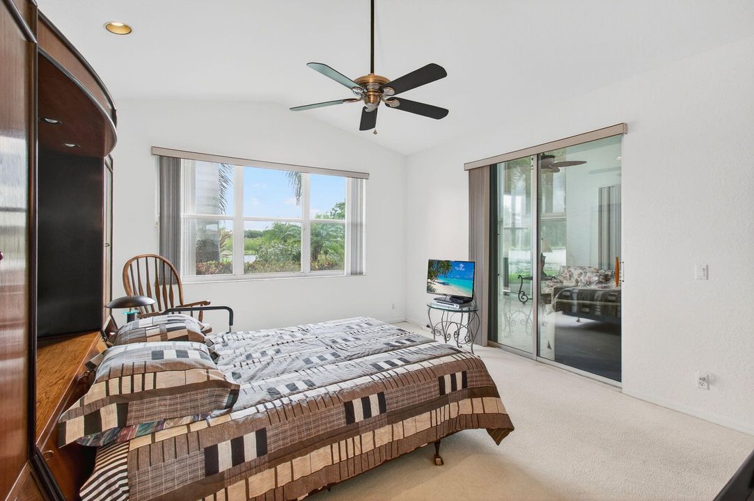 Active With Contract: $699,000 (3 beds, 2 baths, 2277 Square Feet)