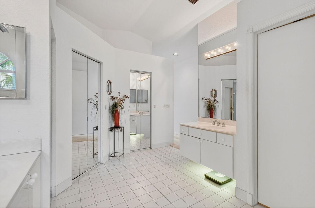 Active With Contract: $699,000 (3 beds, 2 baths, 2277 Square Feet)