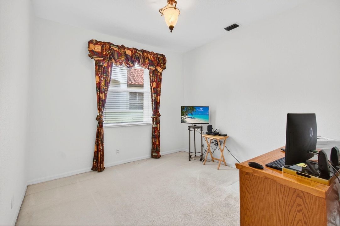 Active With Contract: $699,000 (3 beds, 2 baths, 2277 Square Feet)