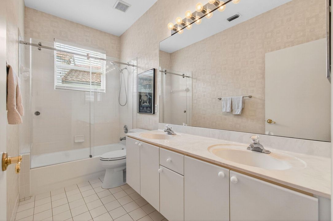 Active With Contract: $699,000 (3 beds, 2 baths, 2277 Square Feet)