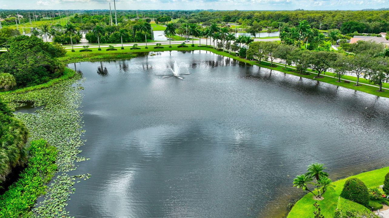 Active With Contract: $699,000 (3 beds, 2 baths, 2277 Square Feet)