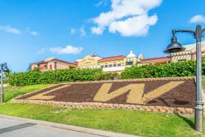 For Rent: $1,800 (1 beds, 1 baths, 772 Square Feet)