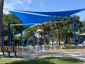 For Rent: $1,800 (1 beds, 1 baths, 772 Square Feet)