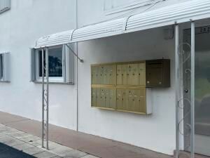 For Rent: $1,800 (1 beds, 1 baths, 772 Square Feet)