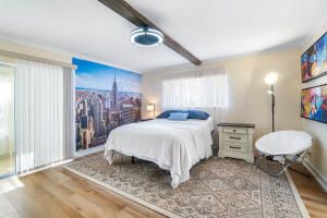 For Rent: $1,800 (1 beds, 1 baths, 772 Square Feet)