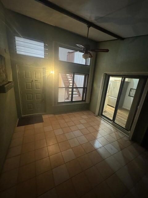 Active With Contract: $129,000 (1 beds, 2 baths, 1216 Square Feet)