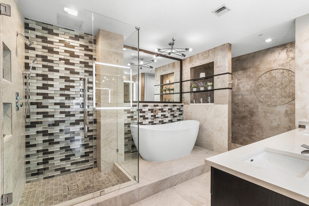 Active With Contract: $1,095,000 (2 beds, 2 baths, 1675 Square Feet)