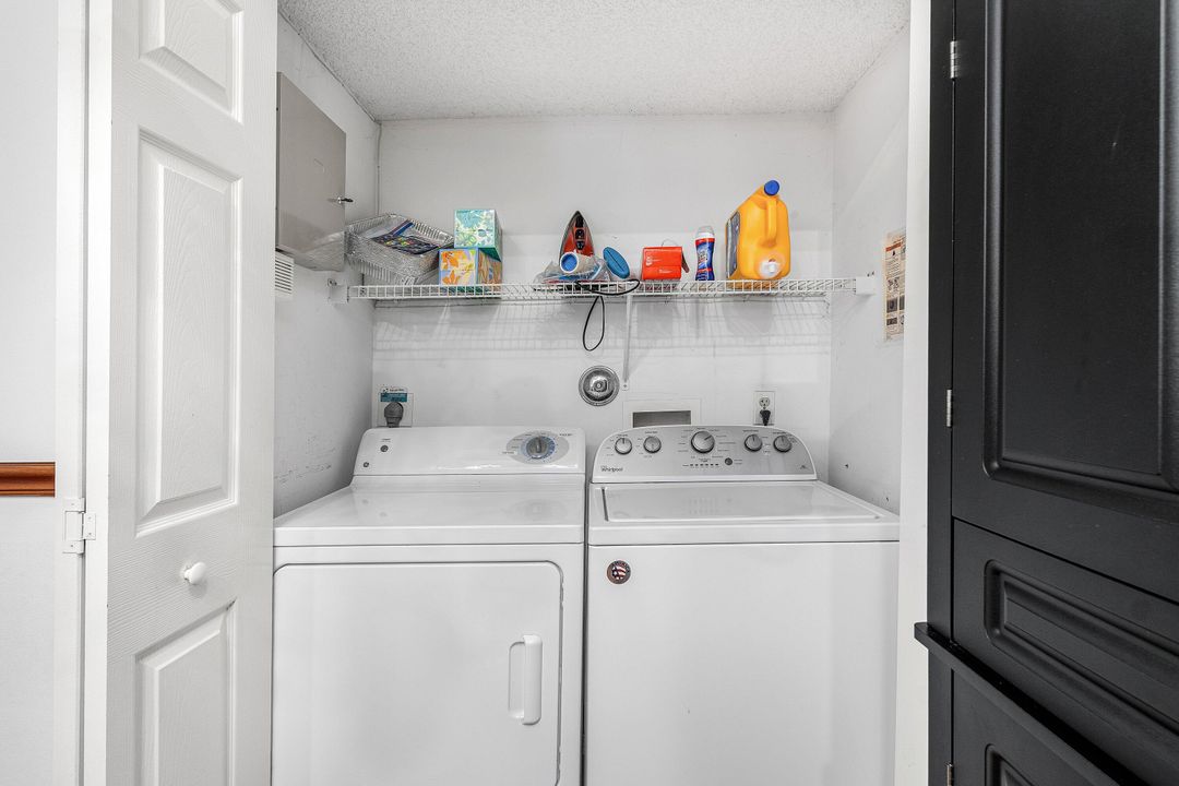 合同活跃: $425,000 (3 贝兹, 2 浴室, 1480 平方英尺)