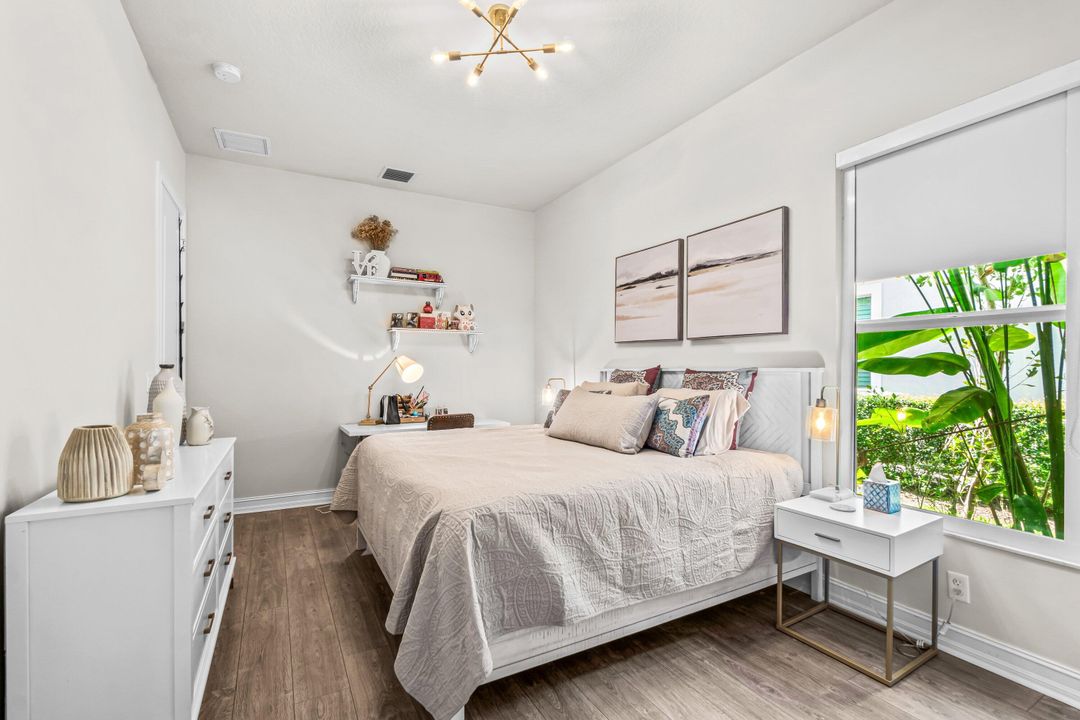 出租: $13,000 (4 贝兹, 4 浴室, 3080 平方英尺)