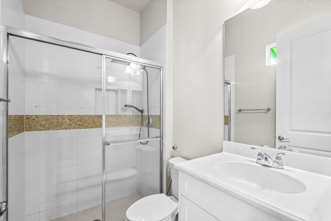 出租: $13,000 (4 贝兹, 4 浴室, 3080 平方英尺)