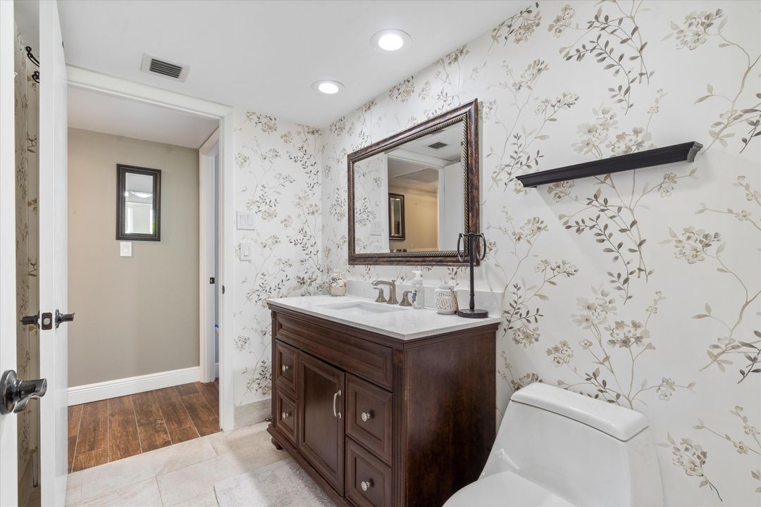 Под контрактом: $8,500 (3 спален, 2 ванн, 1448 Квадратных фут)