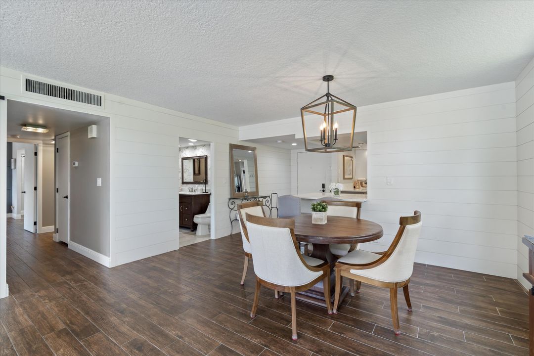 Под контрактом: $8,500 (3 спален, 2 ванн, 1448 Квадратных фут)