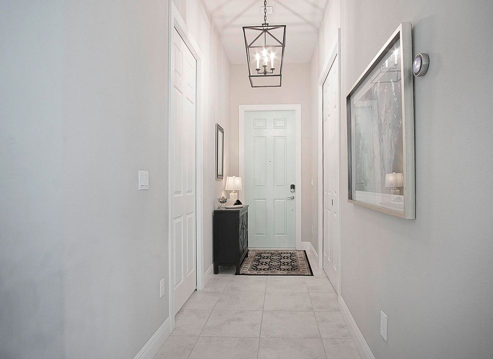 For Sale: $499,900 (2 beds, 2 baths, 1832 Square Feet)