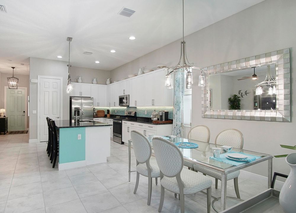 For Sale: $499,900 (2 beds, 2 baths, 1832 Square Feet)