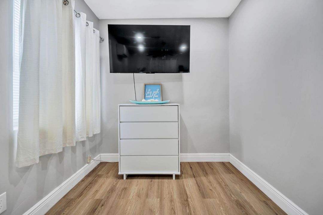 For Sale: $1,340,000 (0 beds, 0 baths, 1800 Square Feet)