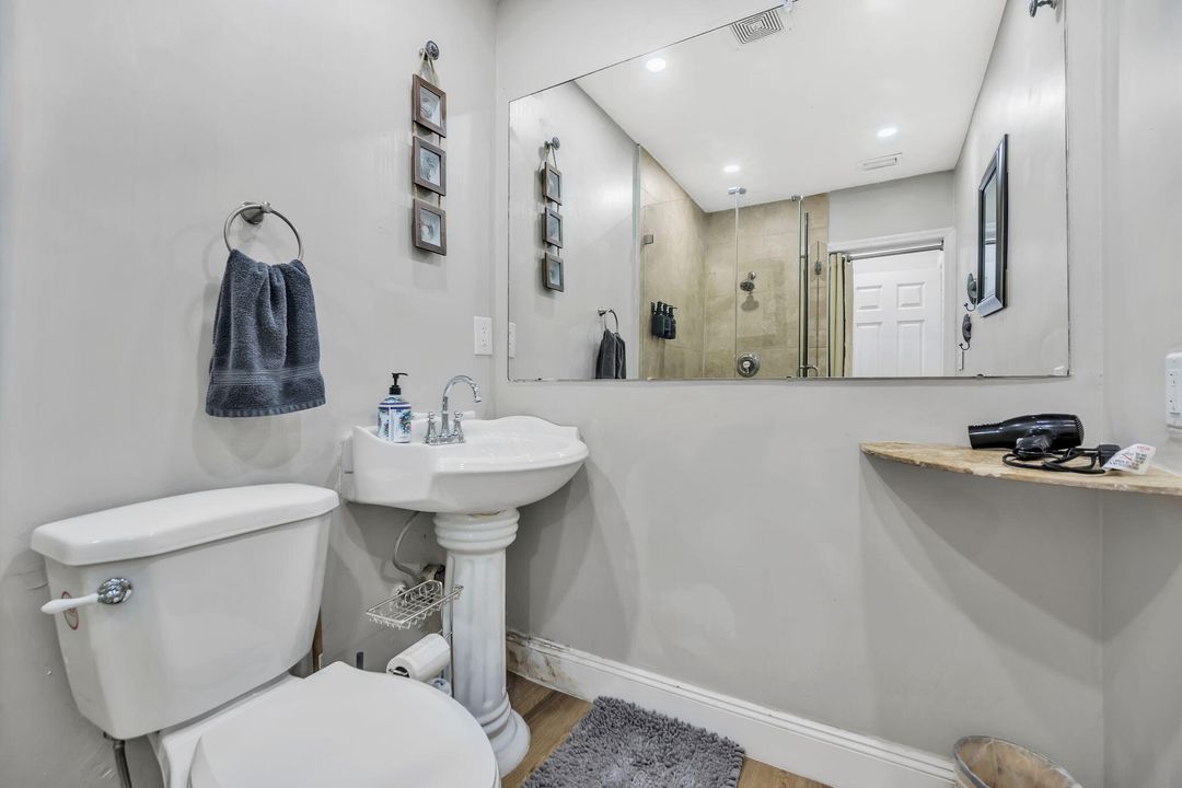 For Sale: $1,340,000 (0 beds, 0 baths, 1800 Square Feet)