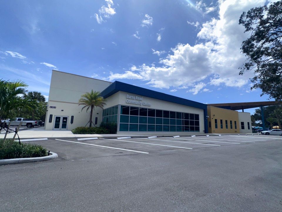 For Rent: $4,800 (3 beds, 3 baths, 1911 Square Feet)