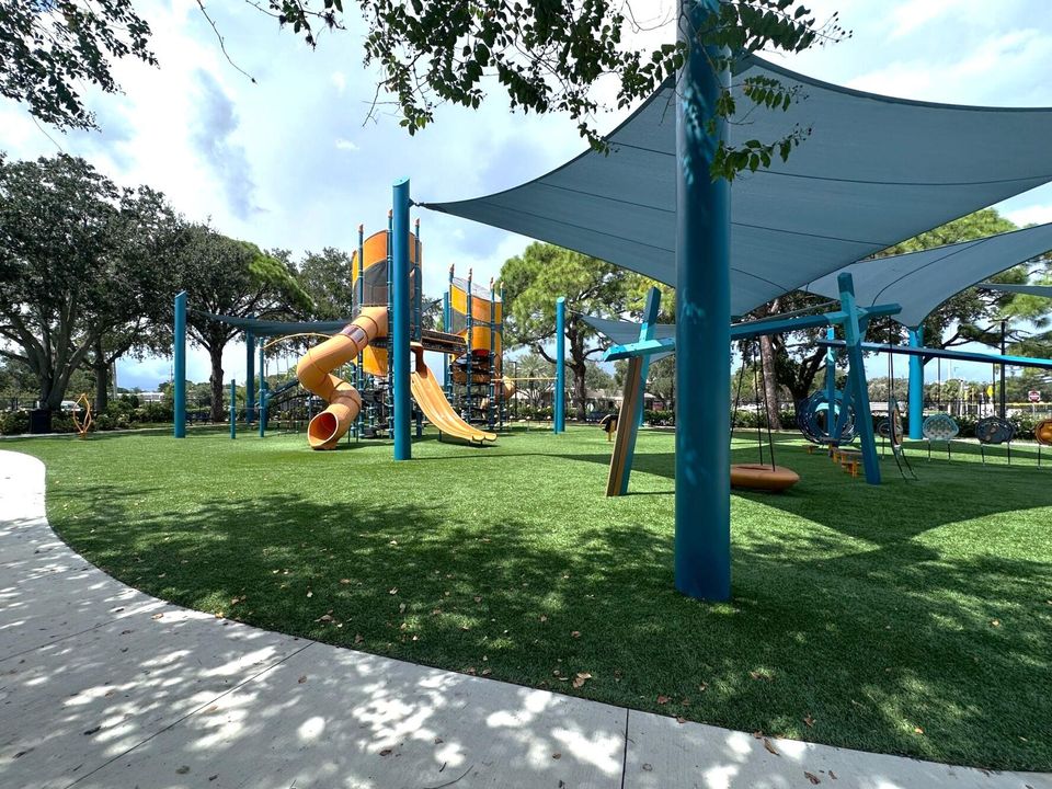 For Rent: $4,800 (3 beds, 3 baths, 1911 Square Feet)