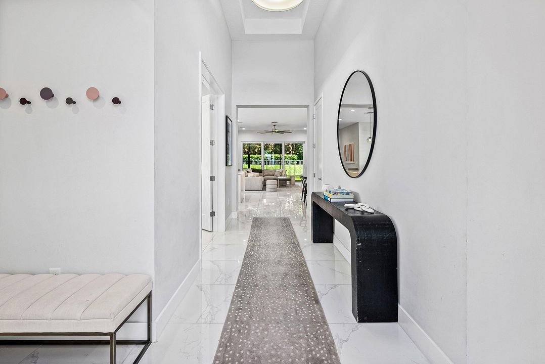 Active With Contract: $999,000 (3 beds, 3 baths, 2157 Square Feet)