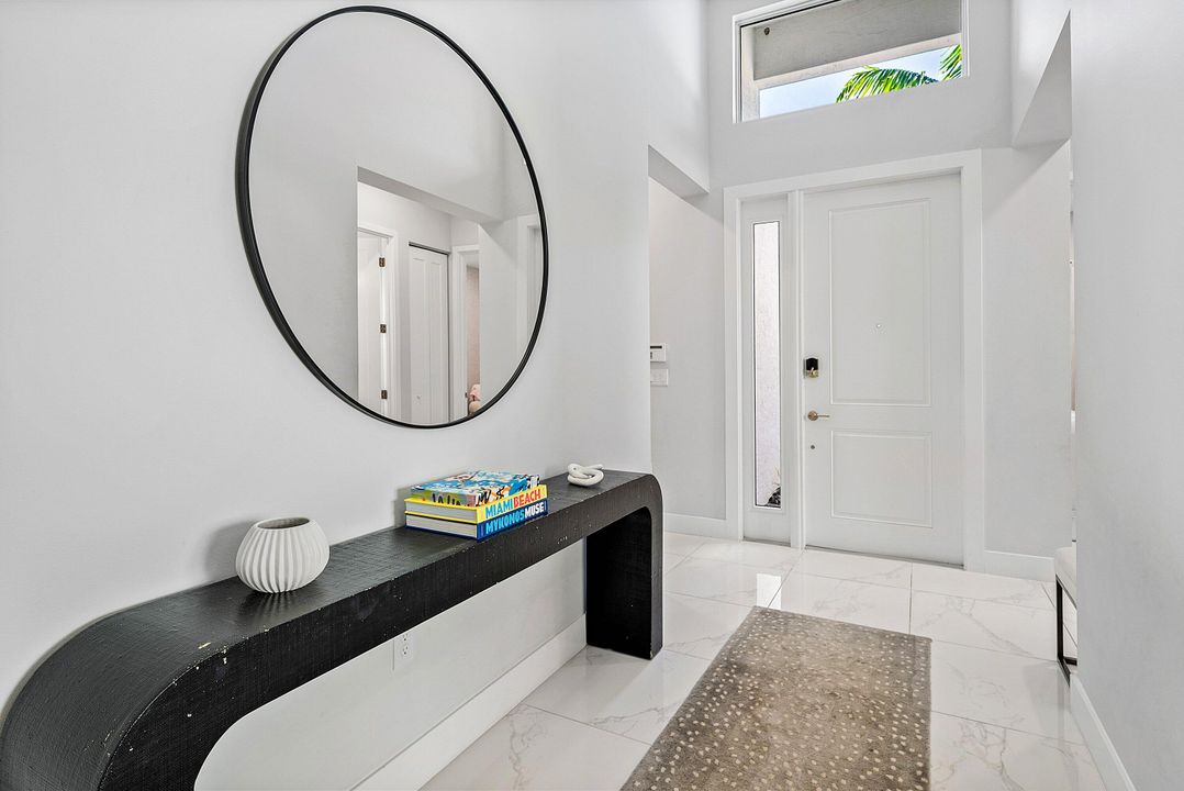 Active With Contract: $999,000 (3 beds, 3 baths, 2157 Square Feet)