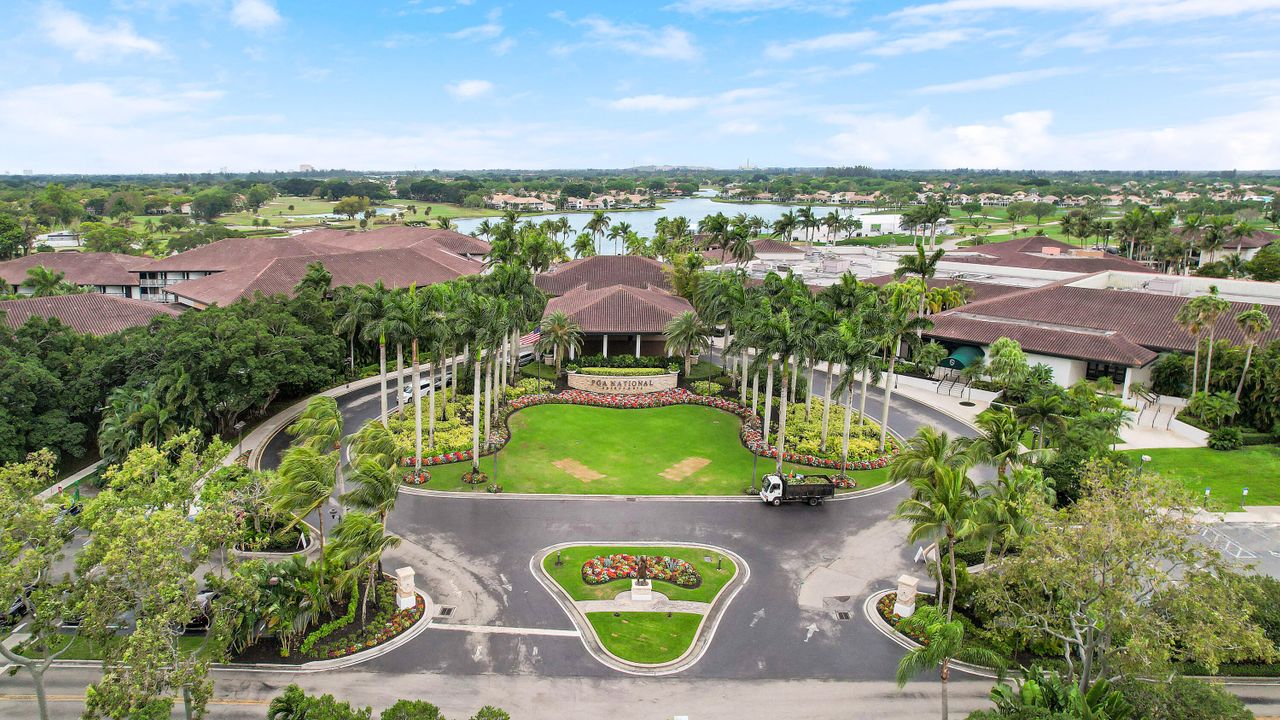 Active With Contract: $6,000 (3 beds, 2 baths, 2093 Square Feet)