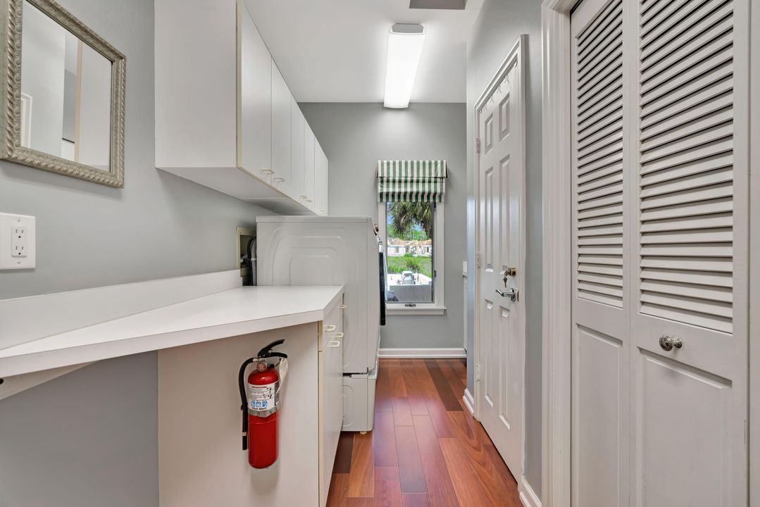 待售: $1,395,000 (4 贝兹, 3 浴室, 3360 平方英尺)