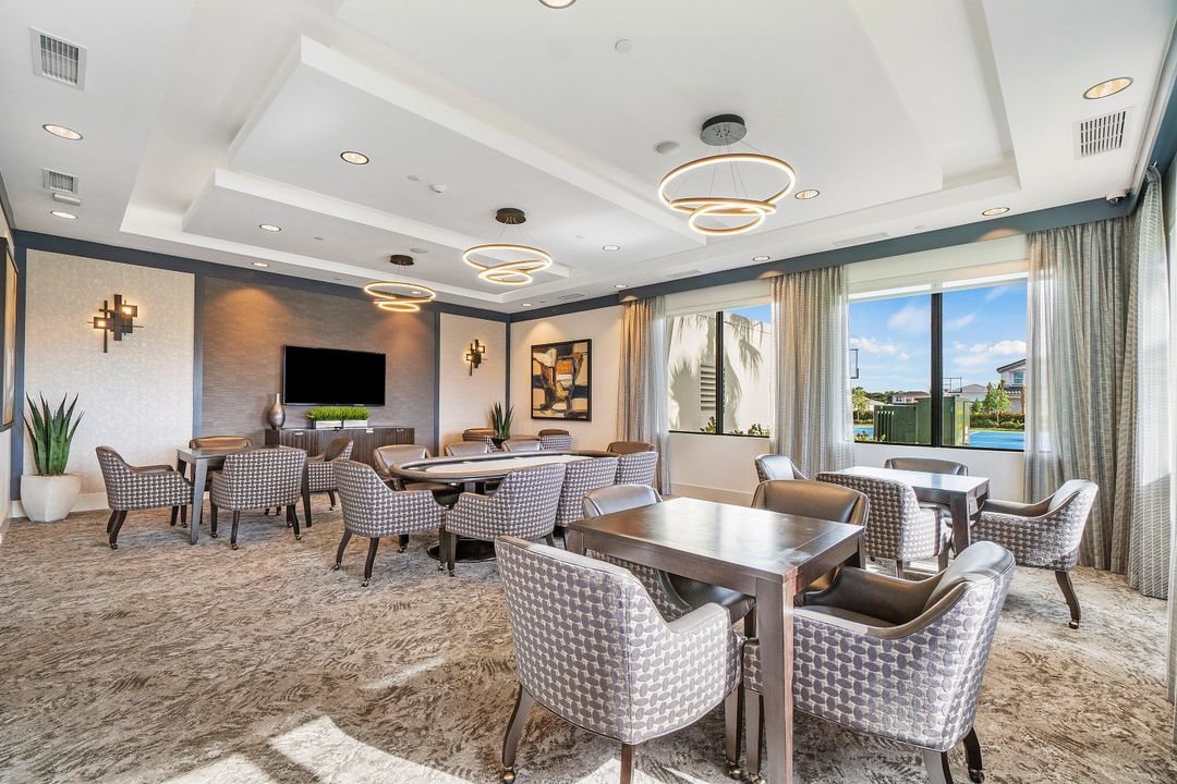 Active With Contract: $999,000 (3 beds, 3 baths, 2157 Square Feet)