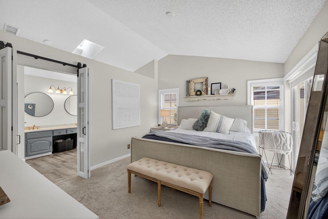 Active With Contract: $650,000 (3 beds, 2 baths, 1467 Square Feet)