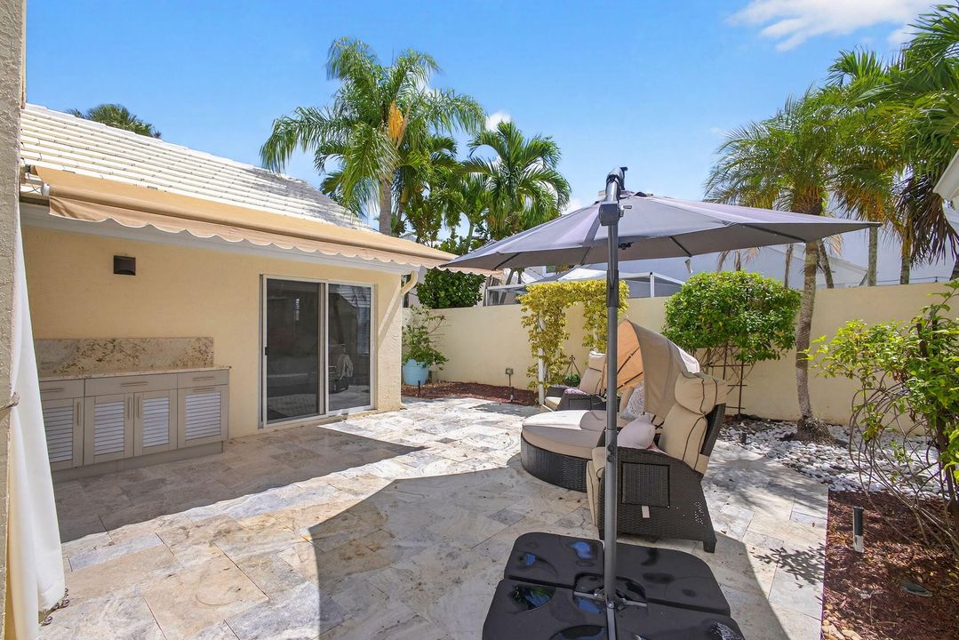 Active With Contract: $650,000 (3 beds, 2 baths, 1467 Square Feet)