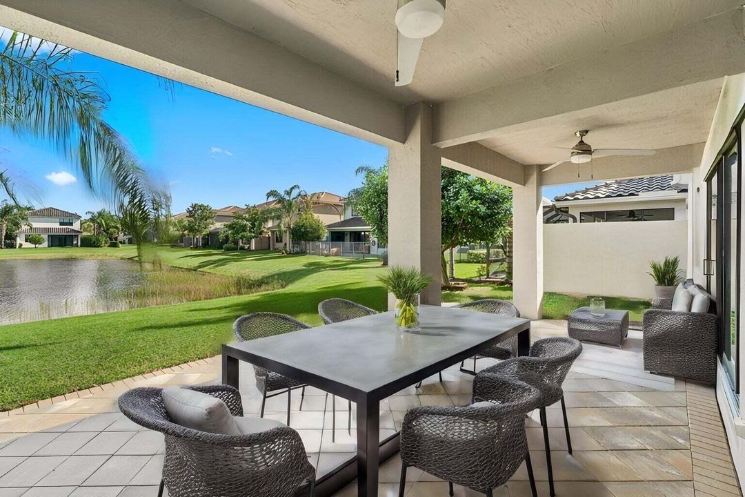 For Rent: $5,100 (4 beds, 3 baths, 2305 Square Feet)