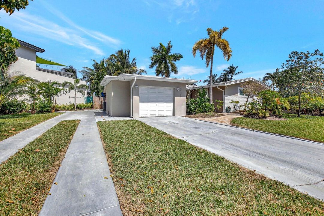 Activo con contrato: $4,000 (3 camas, 2 baños, 1465 Pies cuadrados)